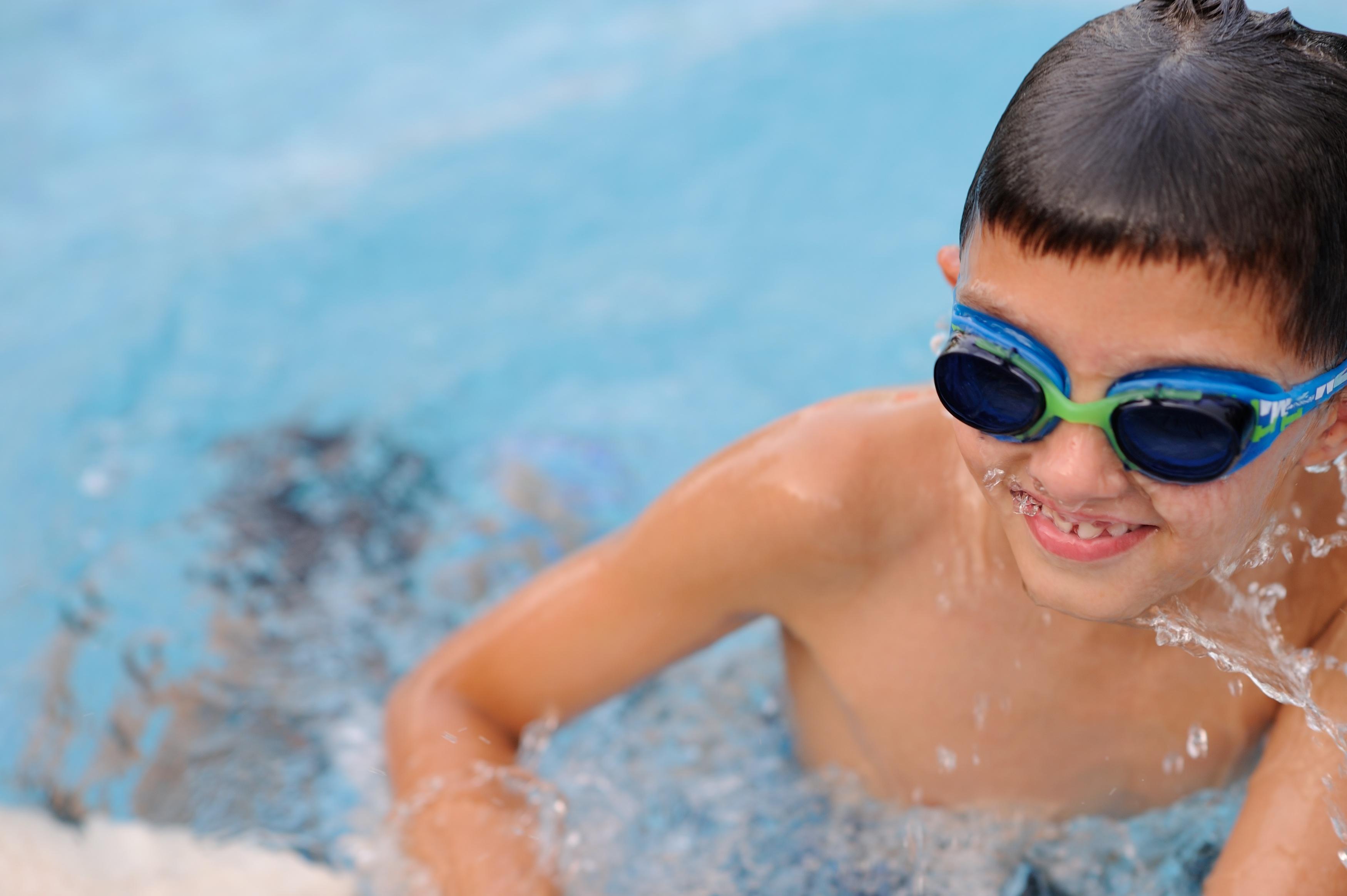 Moevenpick Hotel & Resort Al Bida'A Salmiya Екстер'єр фото Swimming goggles