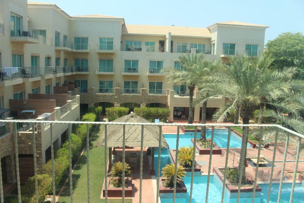 Moevenpick Hotel & Resort Al Bida'A Salmiya Екстер'єр фото A view of the community
